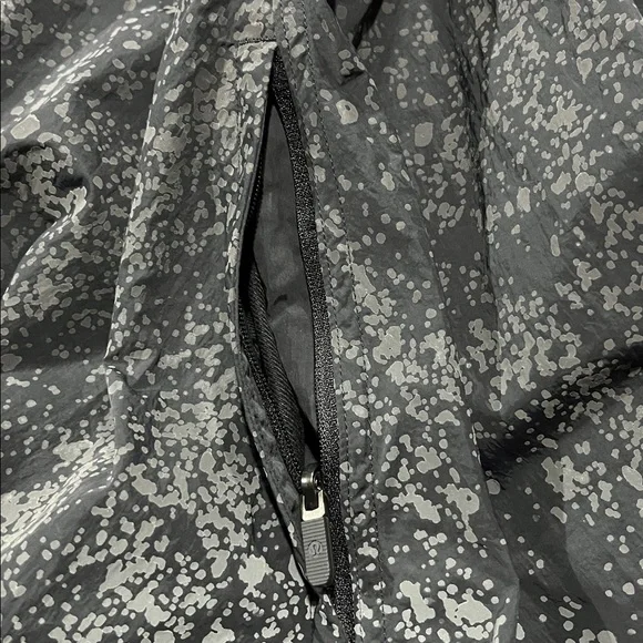 Lululemon x SoulCycle | Ride & Reflect Jacket - Picture 12 of 16